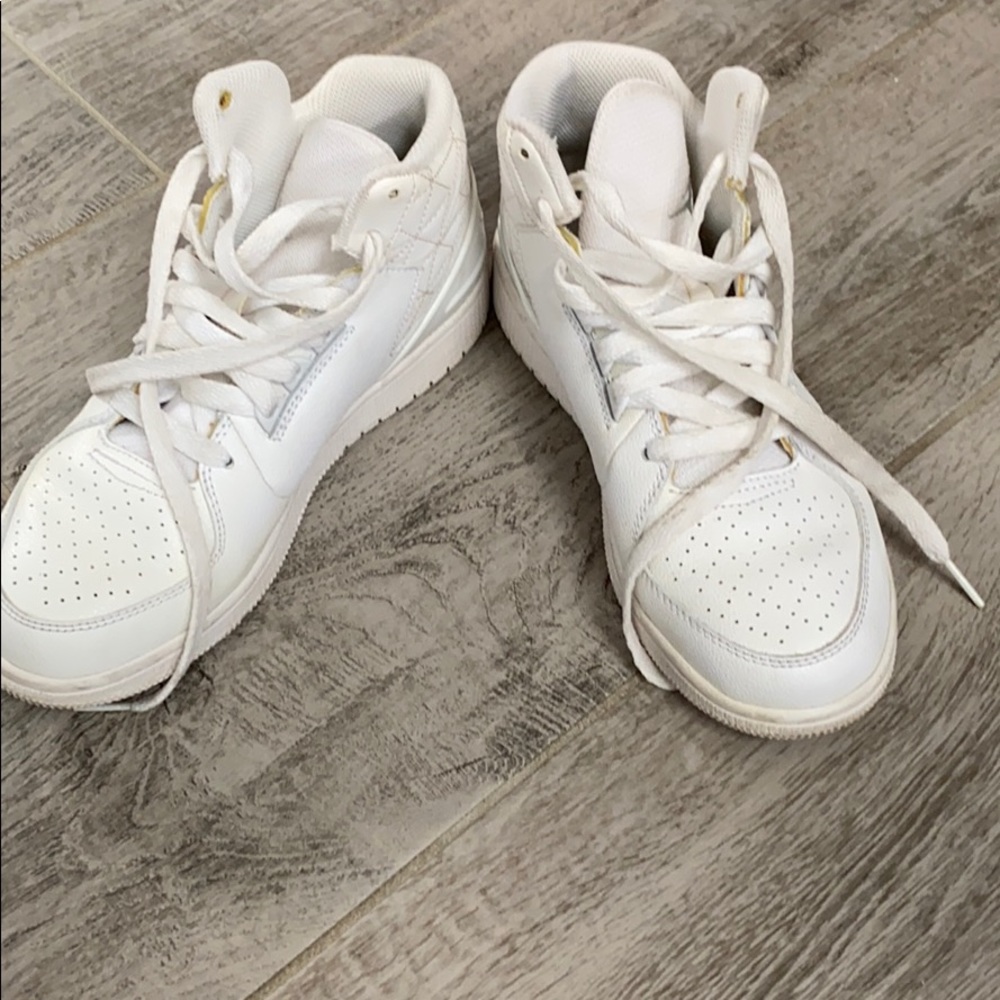 Gently Used Jordan High Tops